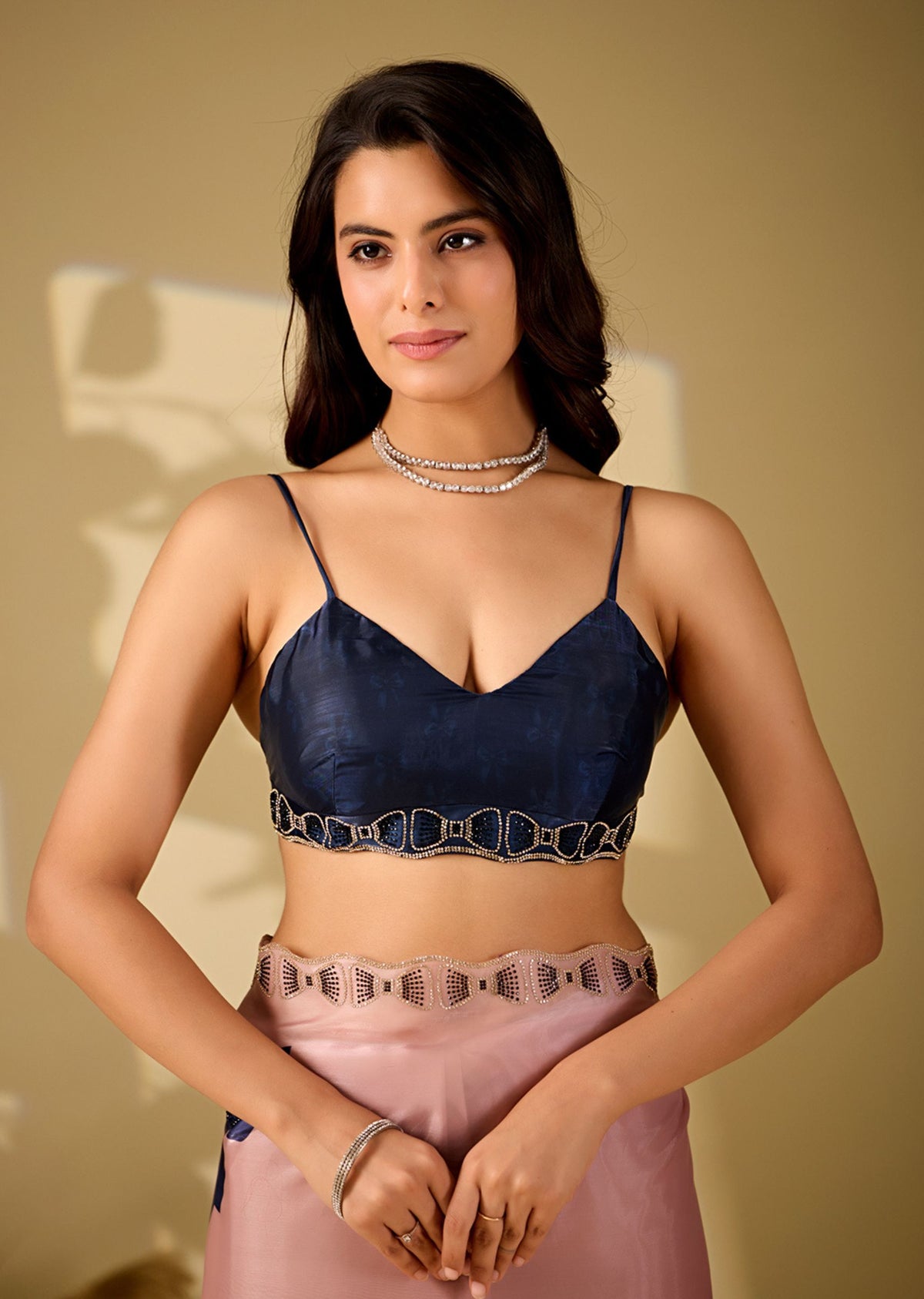 pink bow print saree blouse closeup