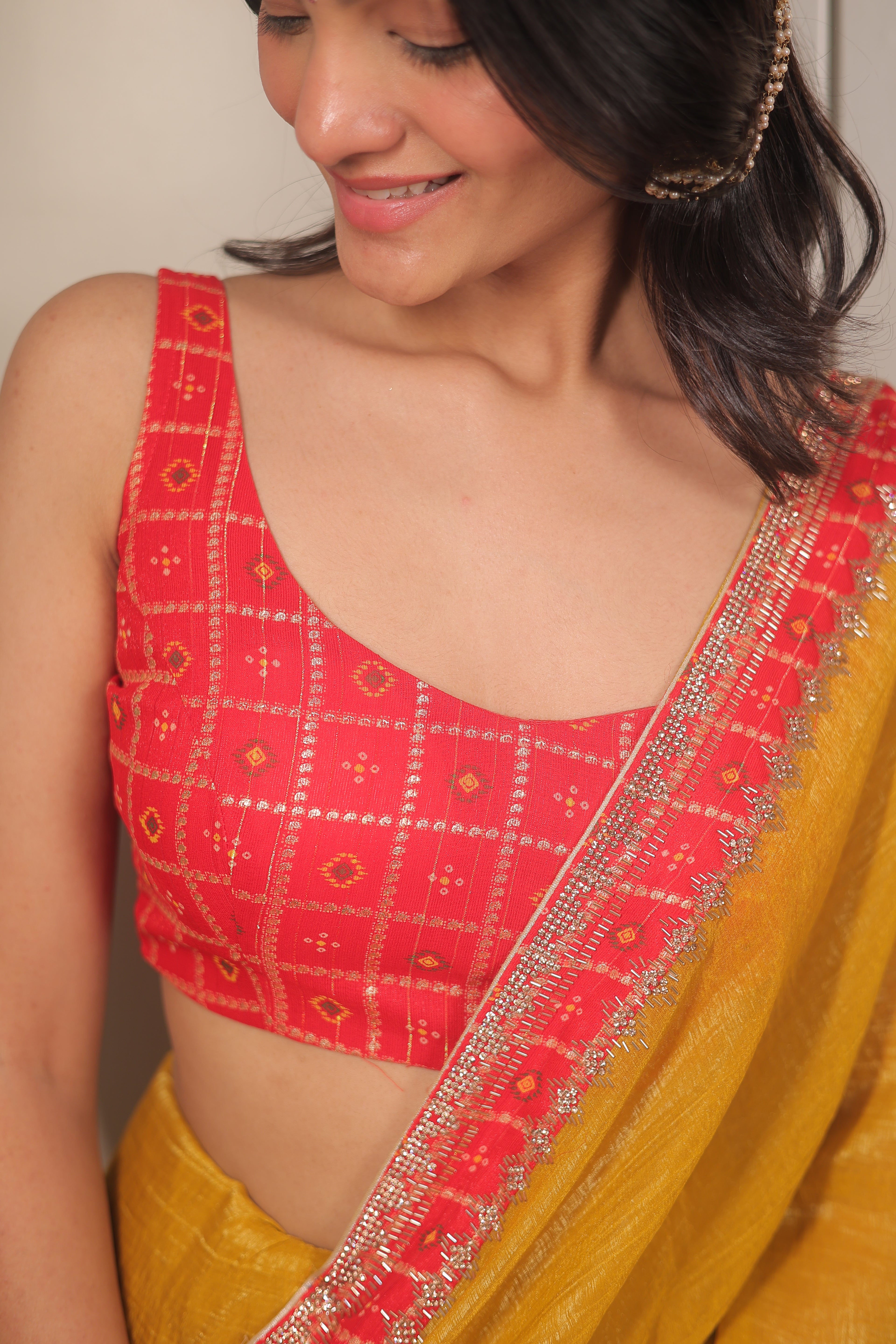 Mustard Yellow Linen Silk Saree with Red bandhani Blouse – Lightweight Festive & Party Wear Saree for Women