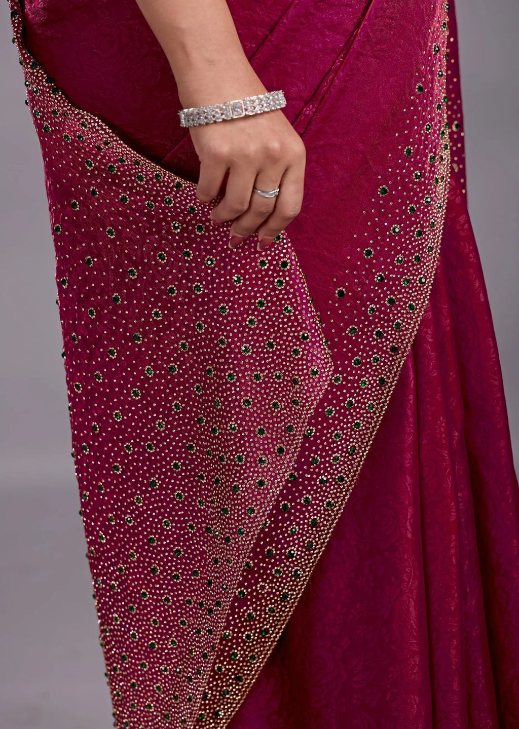Rani Pink Tissue Silk Saree Pallu Detail - Traditional Wear Saree