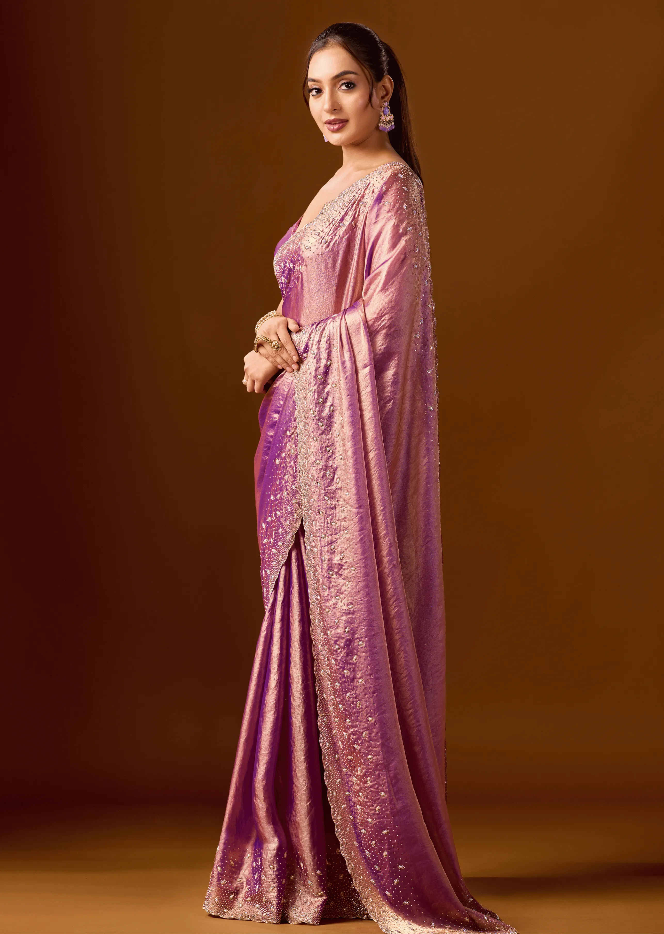 Pink Tissue Silk Saree Blouse Close Up - Scalloped Border Detail