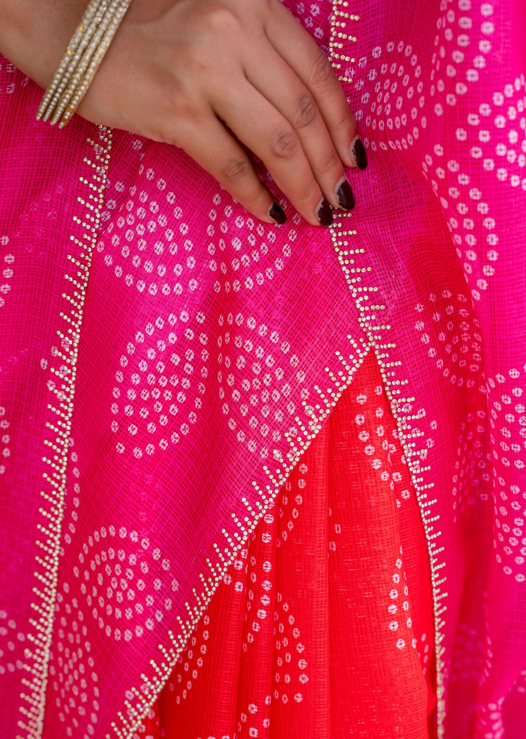Rani Pink Kota Silk Saree Pallu Close Up - Red Contrast Border Detail