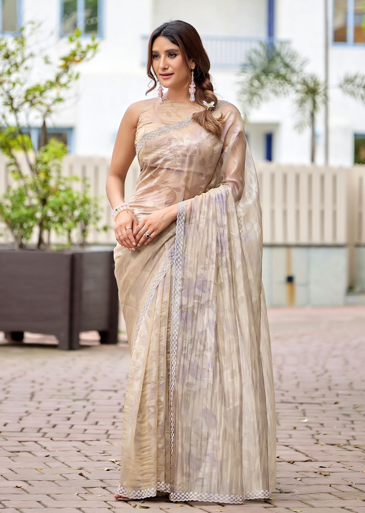 Gold Crushed Organza Saree Outdoor Styled Look - Party Wear Saree