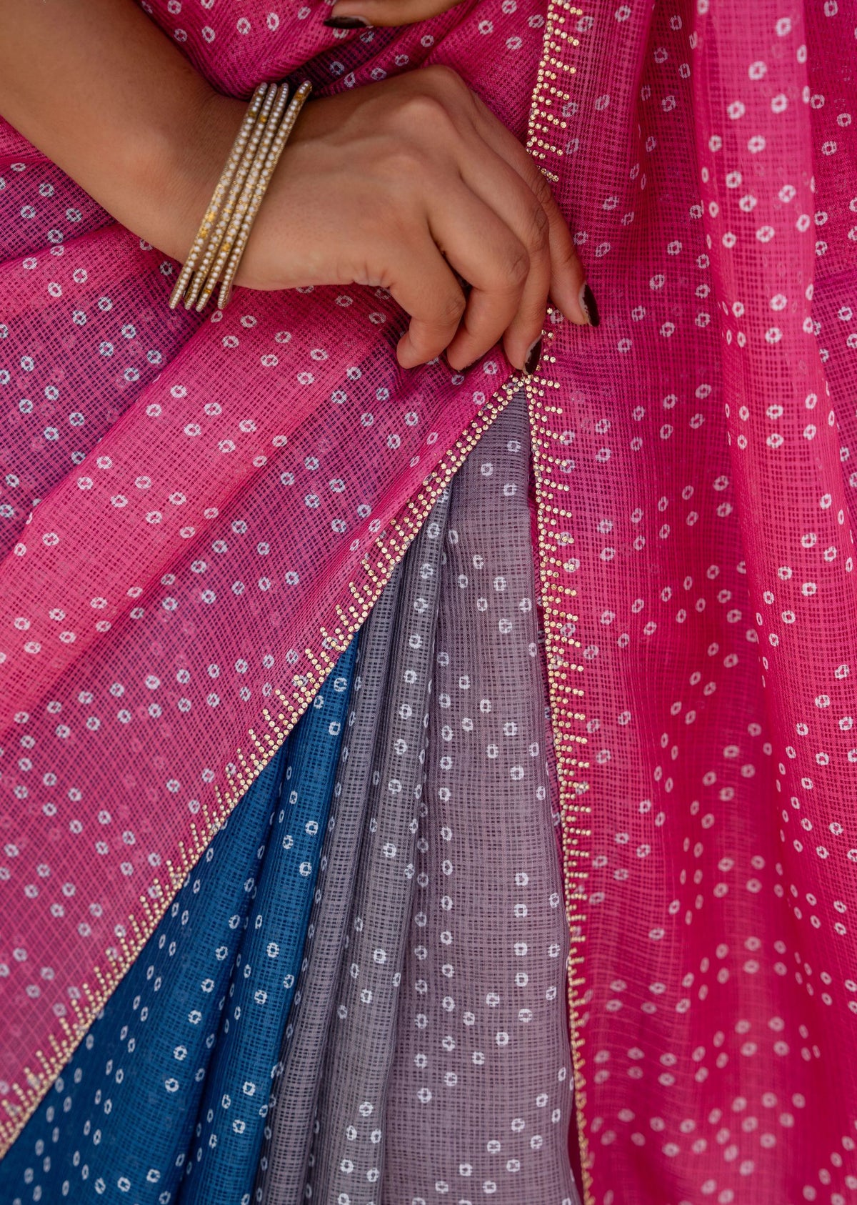 Pink Blue Kota Silk Saree Pallu Close Up - Bandhani Dots Detail