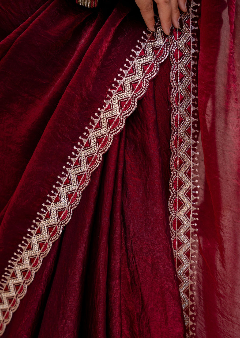 Purple Italian Silk Saree Pallu Close Up - Embellished Border Detail
