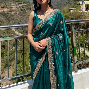 Kavya Joshi 