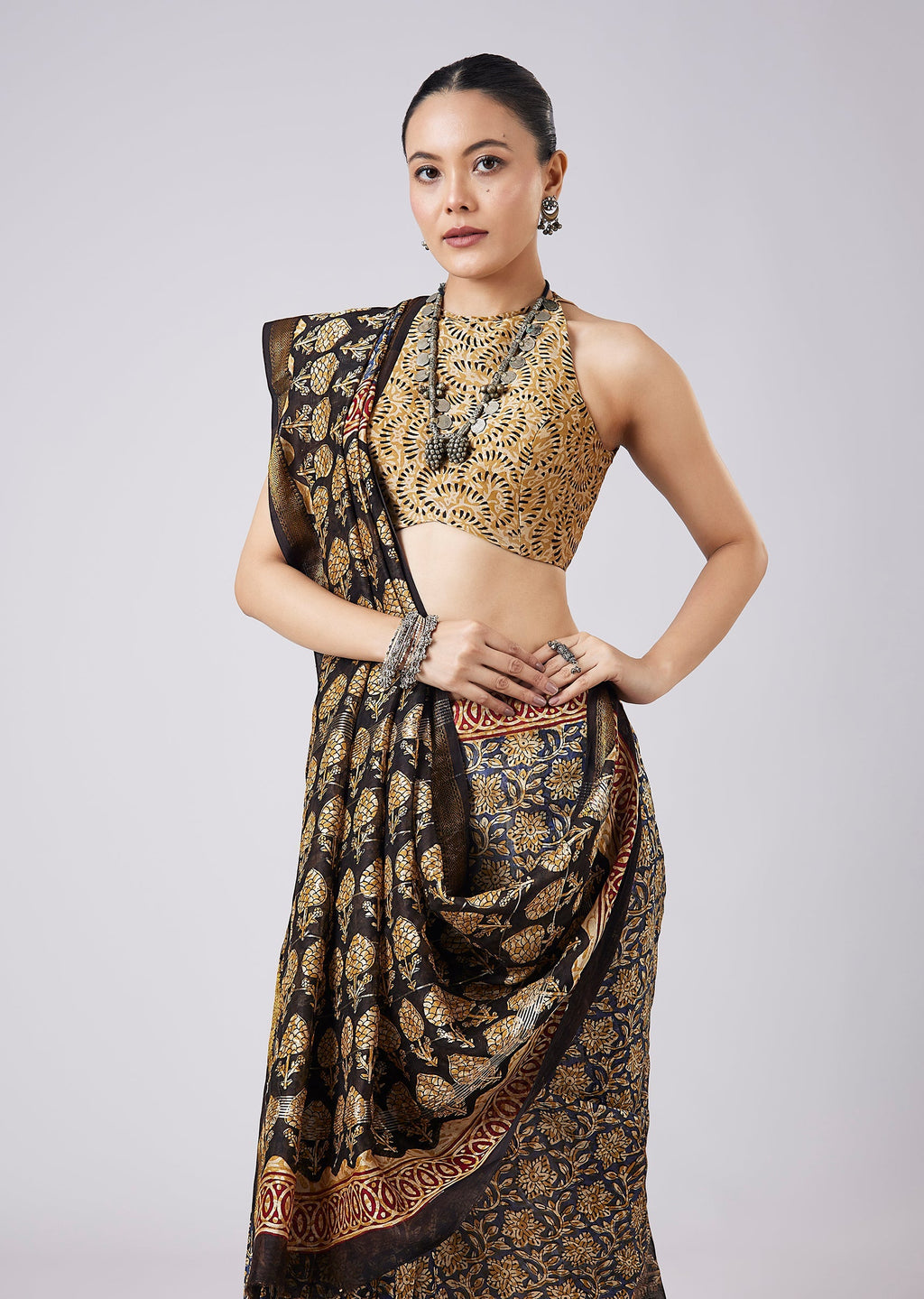Black Block Printed Motif Saree with Unstitched Blouse