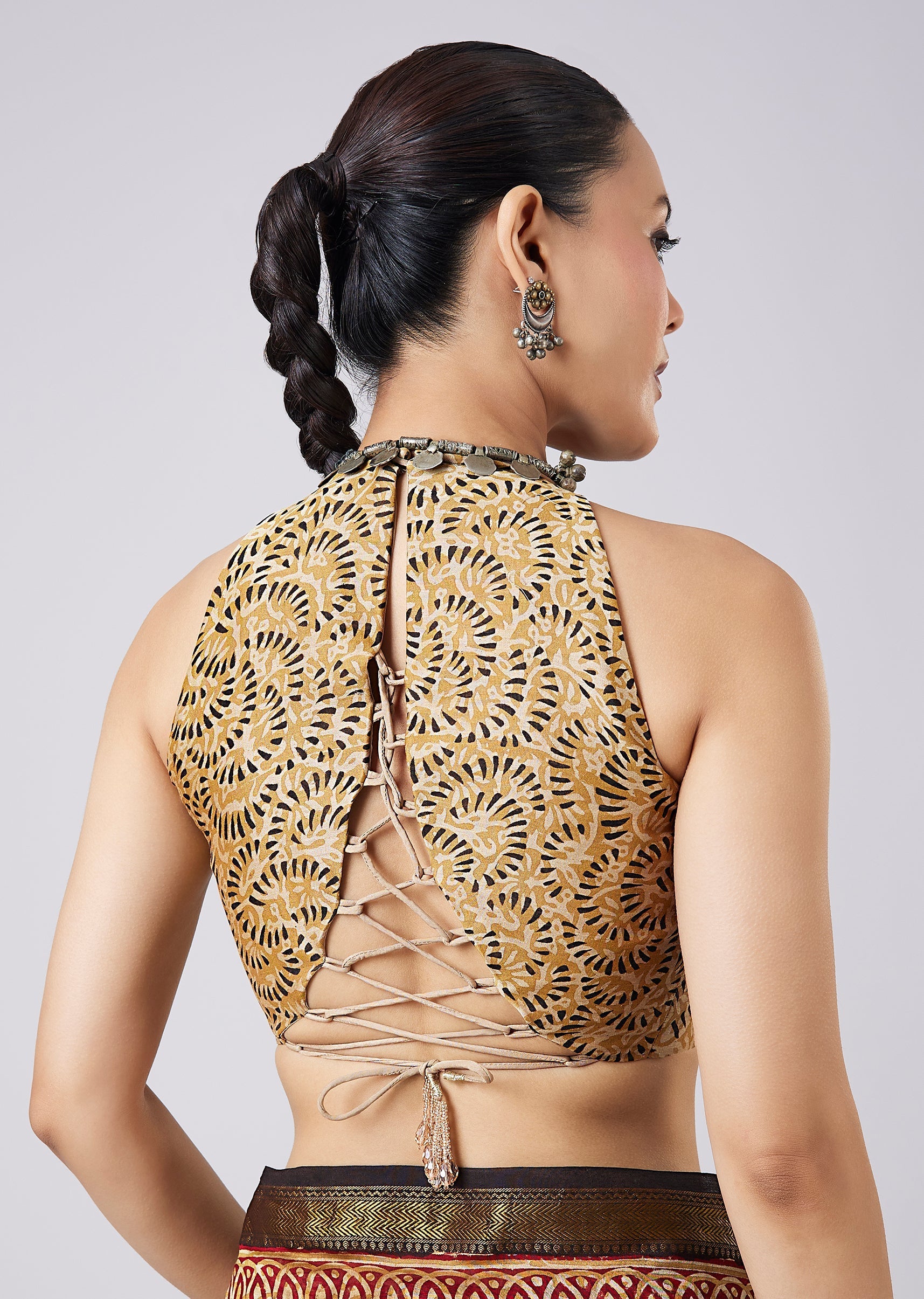 Black Block Printed Motif Saree with Unstitched Blouse