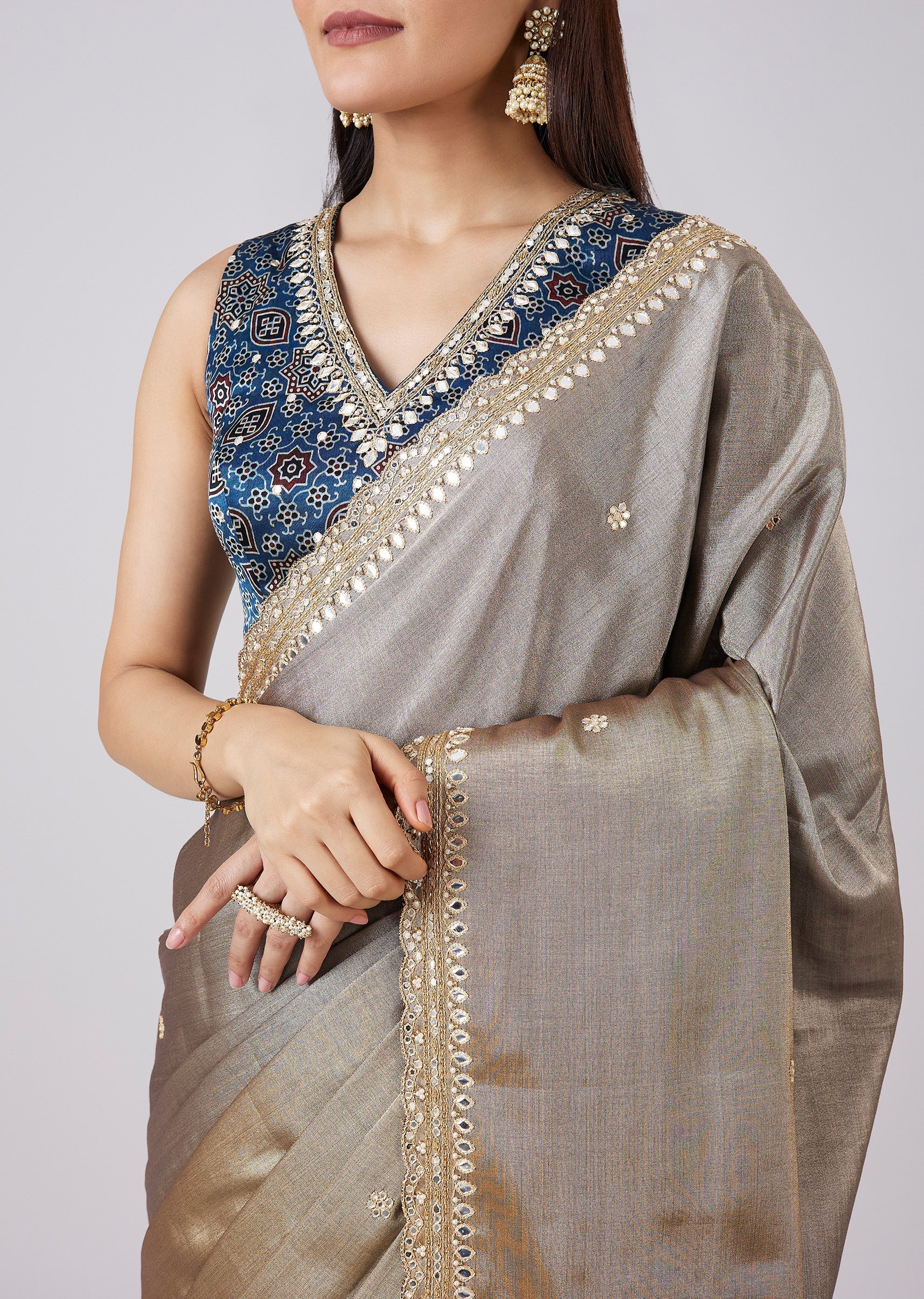 Blue Solid Saree with Border and Blouse