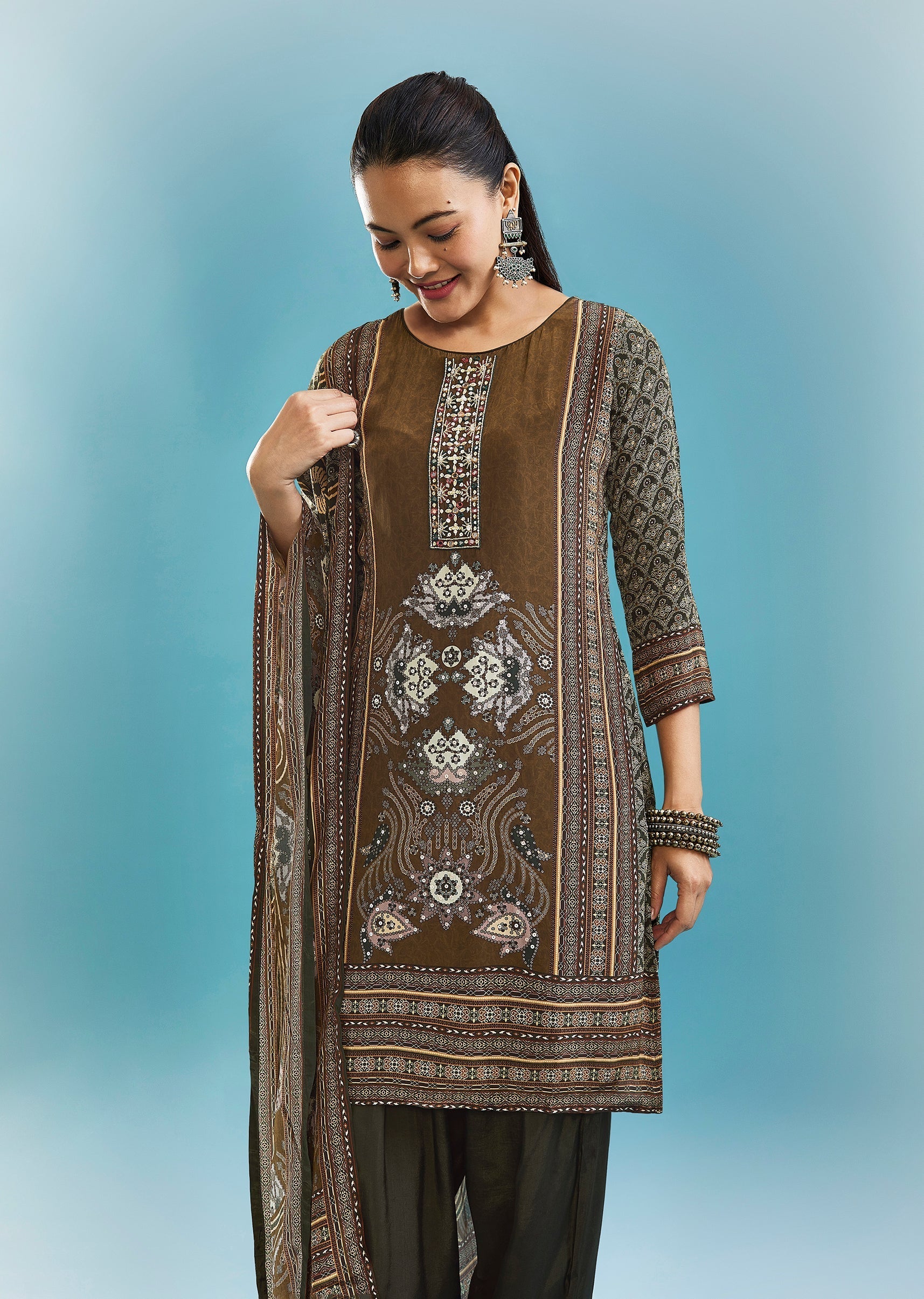 Brown Printed Kurta Set With Mirror Detailing