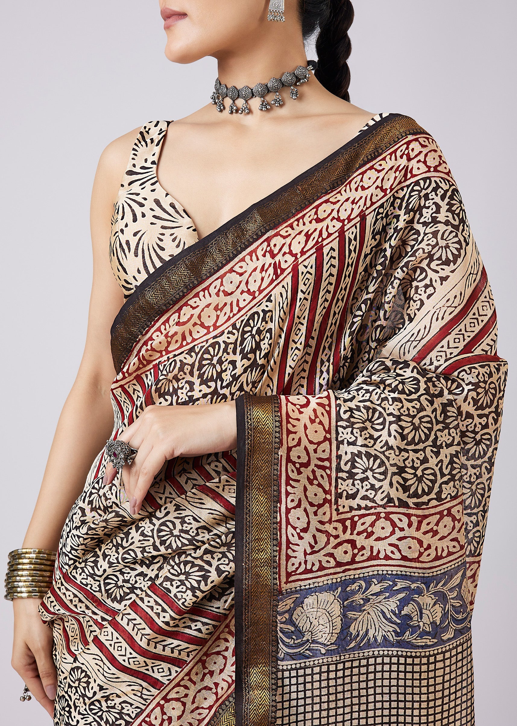 Cream Block Print Motif Saree with Unstitched Blouse