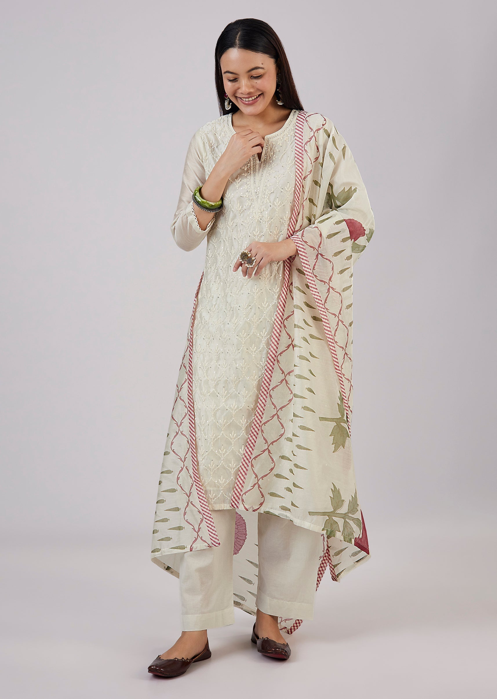 Cream Chanderi Kurta Set With Embellished Work