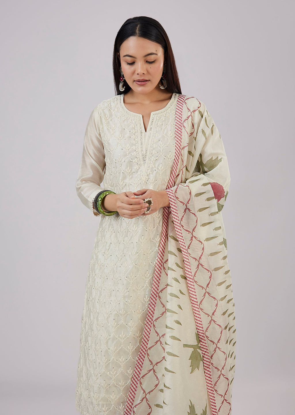 Cream Chanderi Kurta Set With Embellished Work