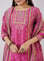 Magenta Modal Kurta Set With Embellished Work