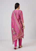 Magenta Modal Kurta Set With Embellished Work