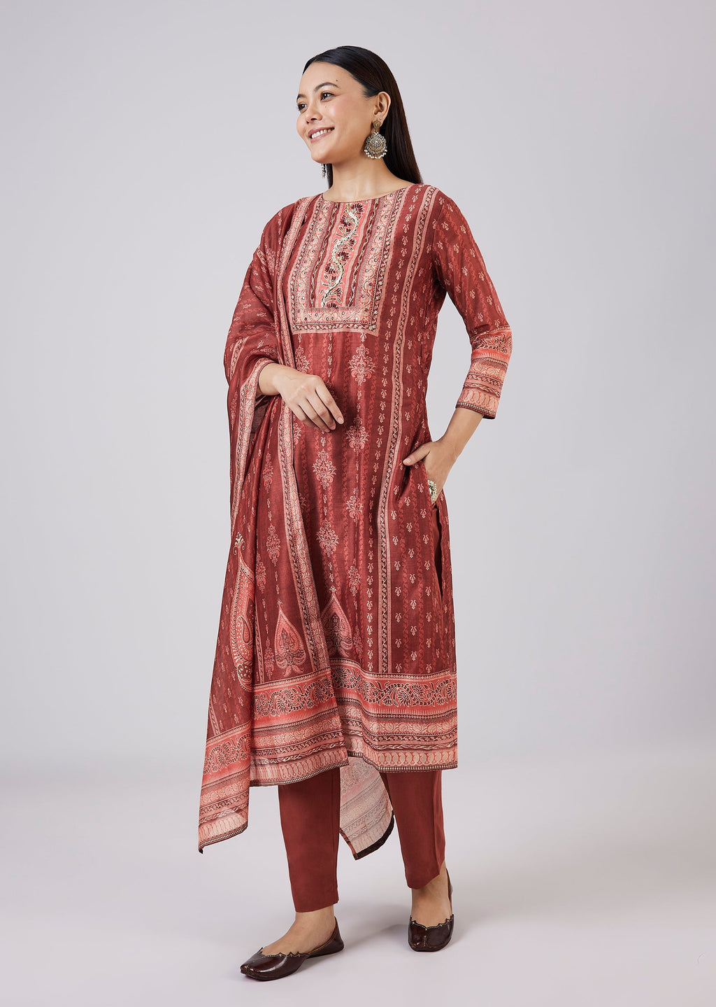 Maroon Chanderi Kurta Set With Sequins Detailing