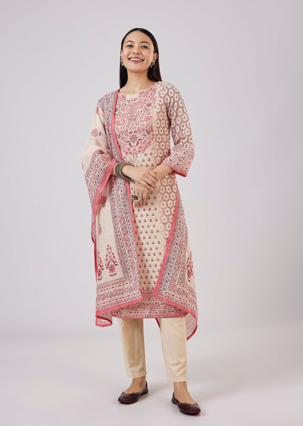 Pink Linen Kurta Set With Sequins Detailing
