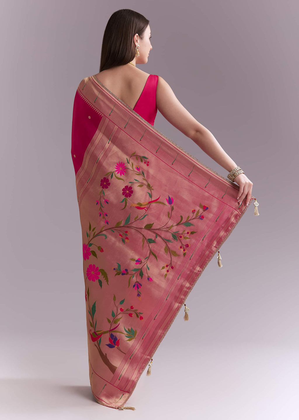 Pink Silk Muniya Paithani Saree With Multicolour Floral Motifs