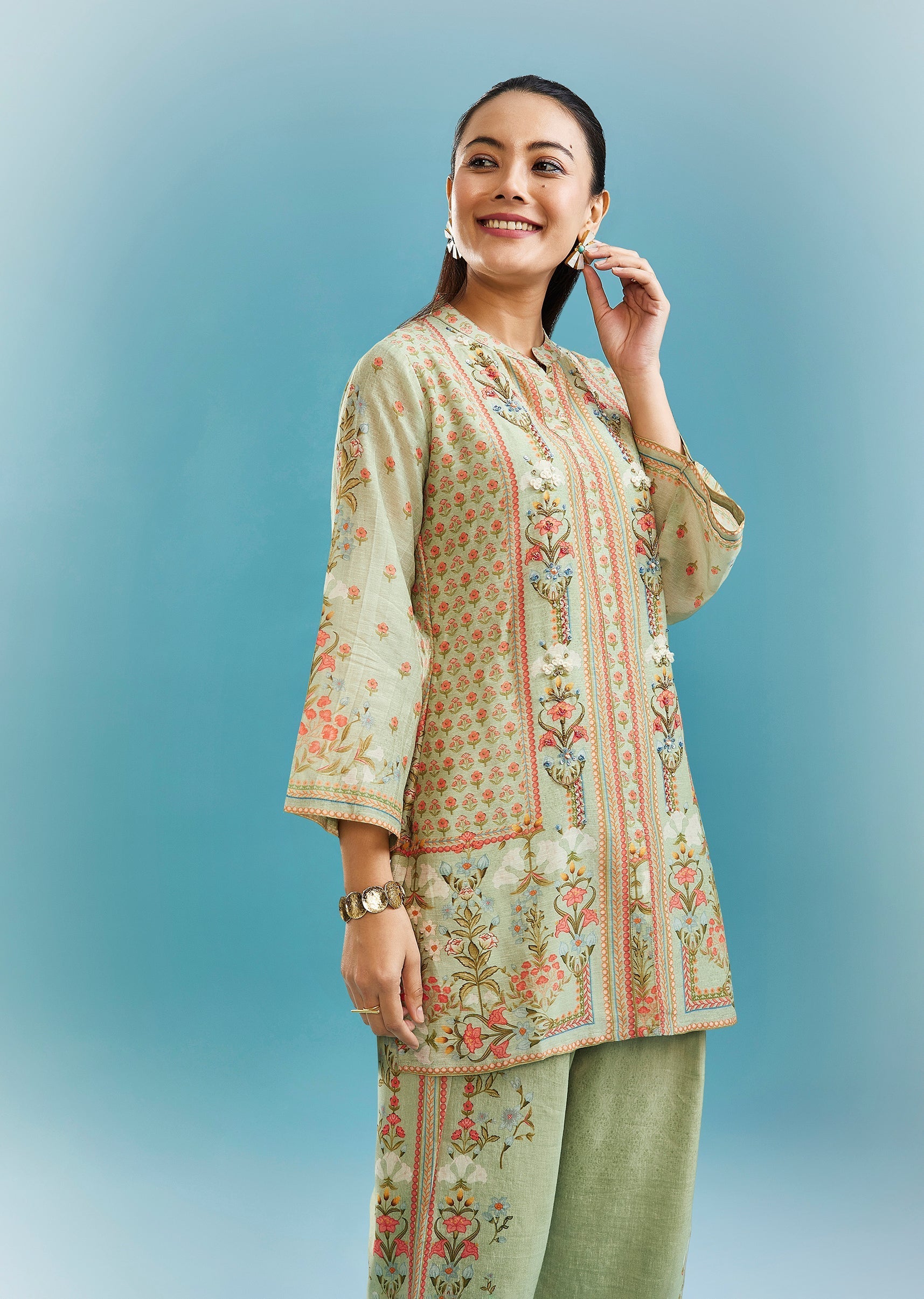 Pista Green Floral Co-ord Set With Cut Dana And Sequins Work