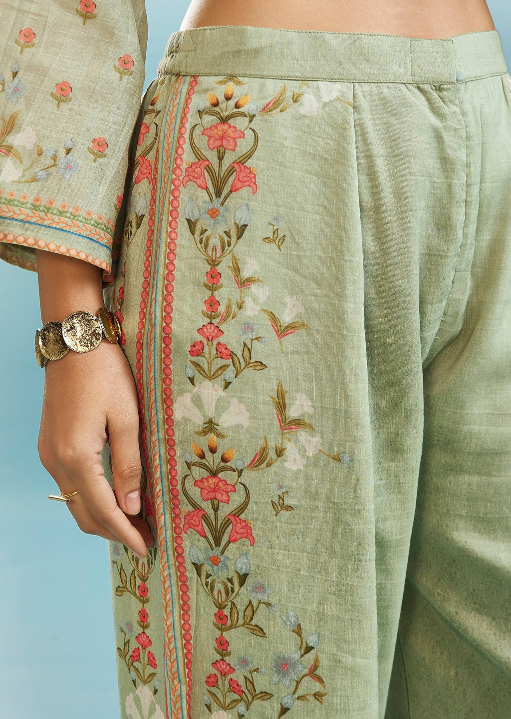 Pista Green Floral Co-ord Set With Cut Dana And Sequins Work